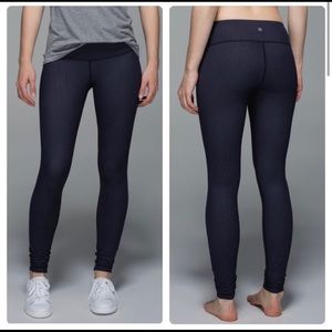 Lululemon Wunder Under Pant
Denim Luon Naval Blue